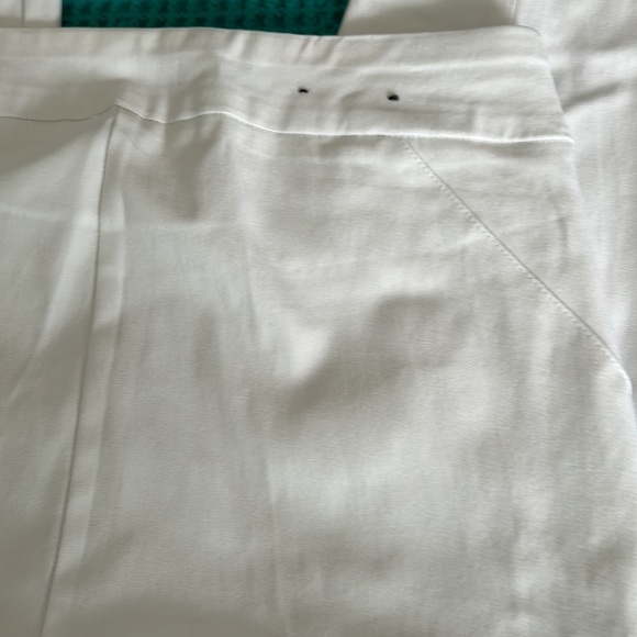 Thalia Sodi Women’s Medium Pants EUC - Picture 4 of 9